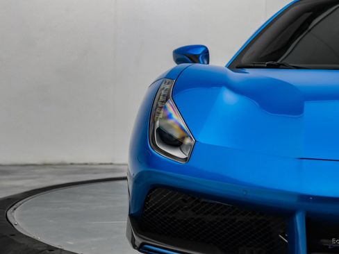 Used 2017 Ferrari 488 Spider RWD image 40