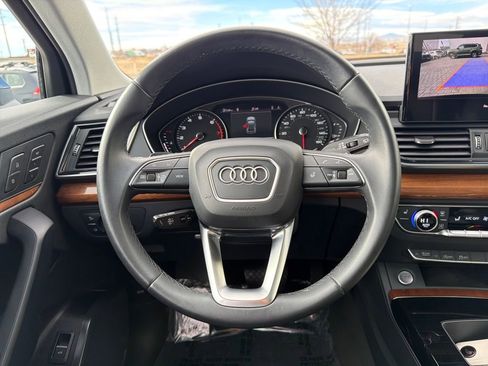 Used 2023 Audi Q5 2.0T Premium w/ Convenience Package image 44