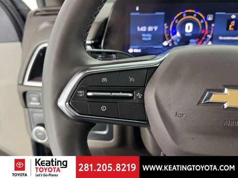 Used 2025 Chevrolet Suburban LT w/ Comfort Package RWD image 27