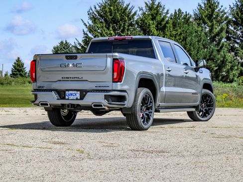 New 2026 GMC Sierra 1500 Denali w/ Denali Reserve Package AWD/4WD image 9