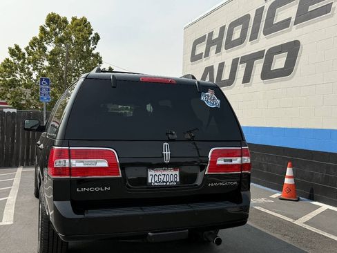 Used 2013 Lincoln Navigator 4WD w/ HD Trailer Tow Pkg image 23