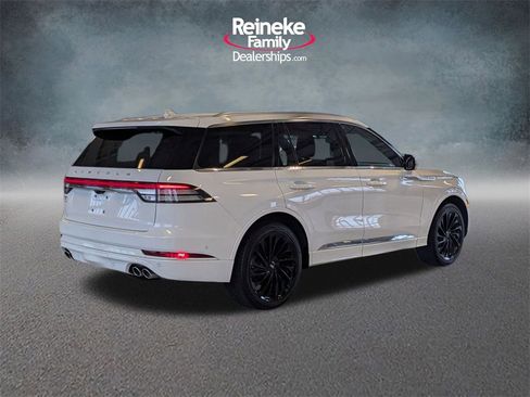 Used 2021 Lincoln Aviator Reserve w/ Equipment Group 208A image 5