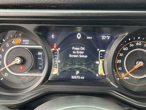 Used 2024 Jeep Wrangler Sport S image 15