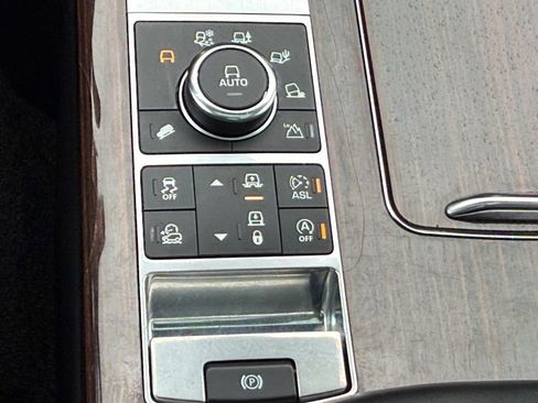 Used 2016 Land Rover Range Rover HSE AWD/4WD image 18