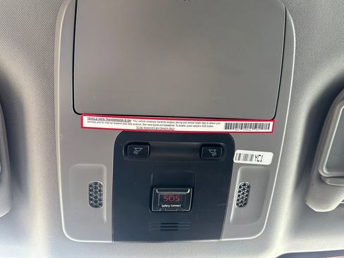 Used 2019 Toyota Camry LE image 15