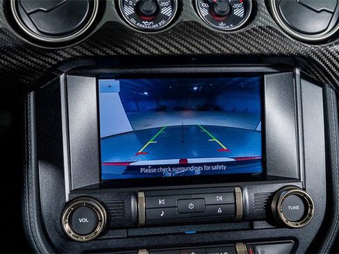 Used 2020 Ford Mustang Shelby GT500 w/ Technology Package image 38