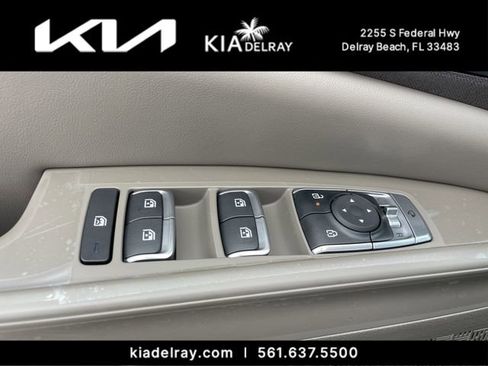 New 2026 Kia Carnival EX FWD image 17