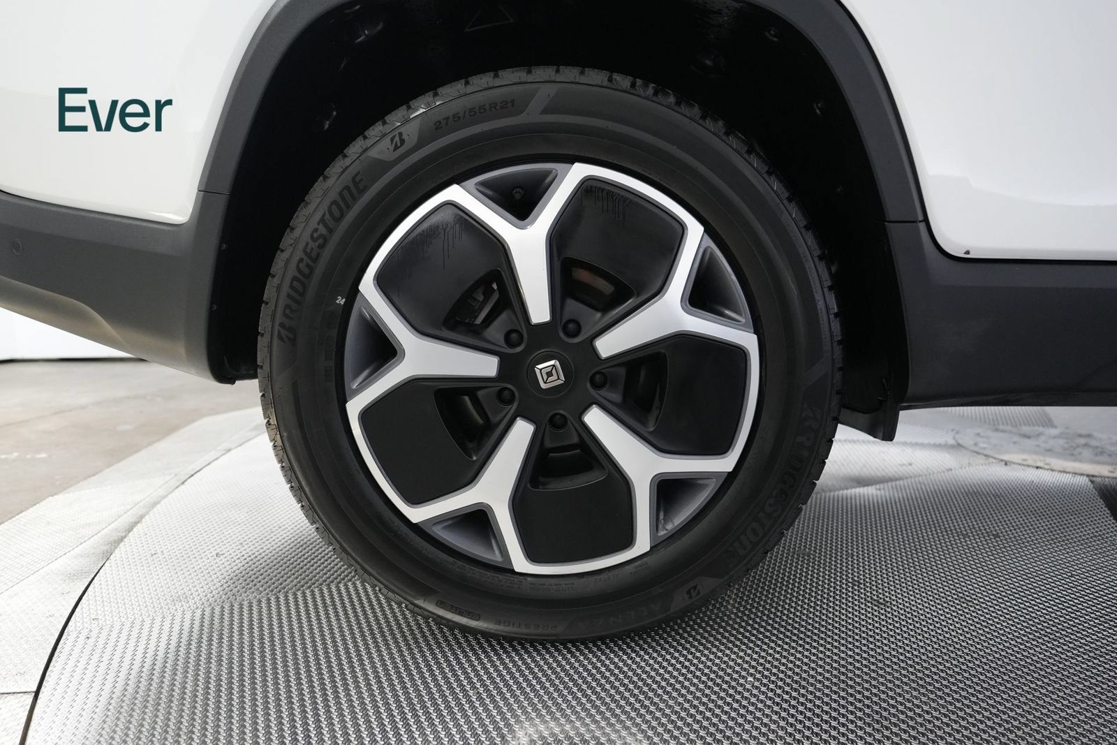 Used 2023 Rivian R1T Adventure Dual AWD/4WD image 21