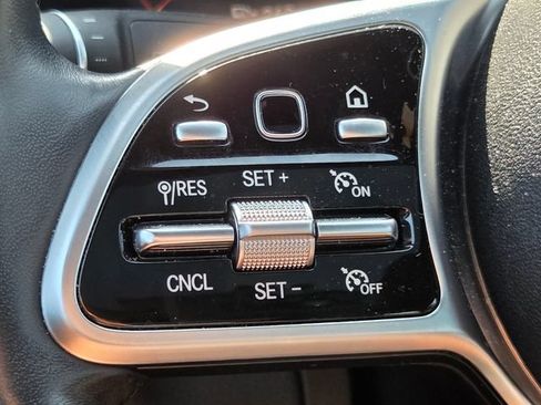 Used 2021 Mercedes-Benz C 300 Sedan image 20