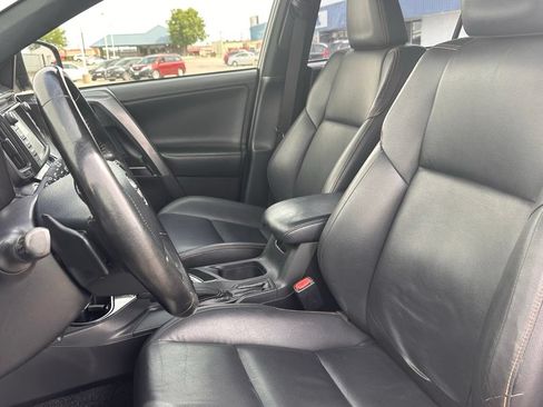 Used 2018 Toyota RAV4 SE w/ Power Extra Value Package AWD/4WD image 13