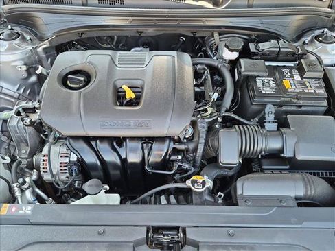 Used 2023 Kia Forte LXS FWD image 21