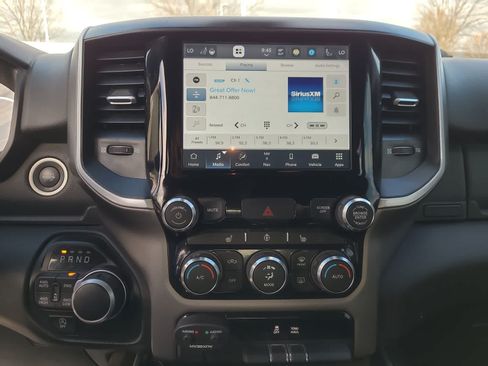 Used 2023 RAM 1500 Big Horn AWD/4WD image 24