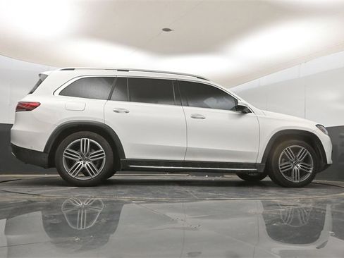 Used 2022 Mercedes-Benz GLS 450 4MATIC image 21