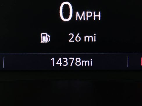 Used 2024 Chevrolet Blazer LT w/ Convenience Package image 31