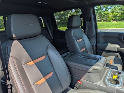 Used 2022 GMC Sierra 1500 AT4 w/ AT4 Premium Package AWD/4WD image 15