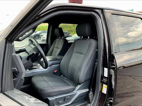 Used 2020 Ford F150 XLT w/ Equipment Group 302A Luxury RWD image 4
