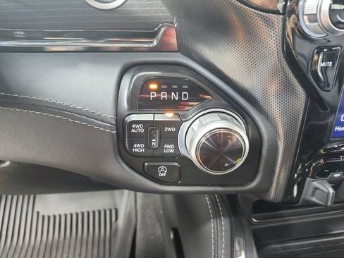 Used 2022 RAM 1500 Limited w/ Body-Colour Bumper Group AWD/4WD image 27
