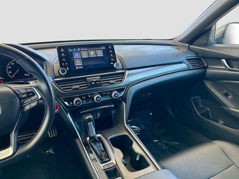 Used 2019 Honda Accord Sport image 21
