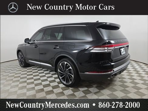 Used 2022 Lincoln Aviator Reserve w/ Equipment Group 201A image 5