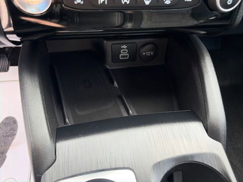 Used 2024 Ford Escape Platinum w/ Premium Technology Package image 28