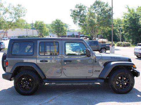 Used 2021 Jeep Wrangler Unlimited Sport AWD/4WD image 6