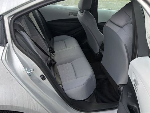 New 2026 Toyota Corolla SE FWD image 12