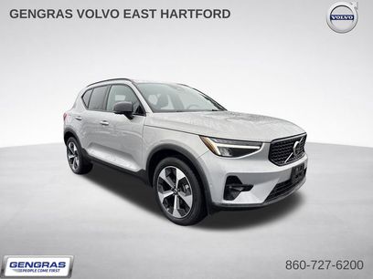Certified 2025 Volvo XC40 B5 Plus