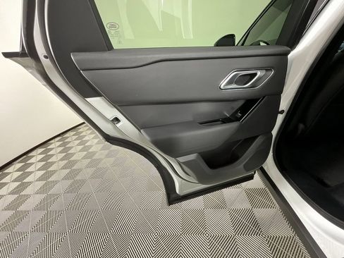 Used 2026 Land Rover Range Rover Velar S image 27