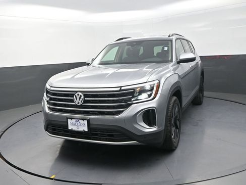 New 2026 Volkswagen Atlas SE AWD/4WD image 4