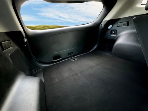 Used 2023 Kia Sportage SX image 17