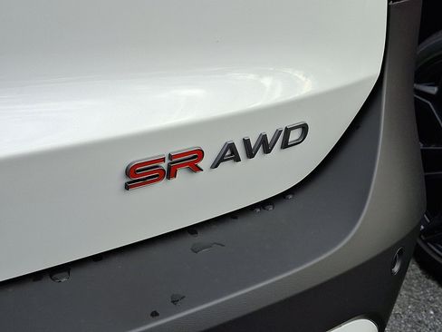 New 2026 Nissan Kicks SR w/ Cold Weather Package image 6