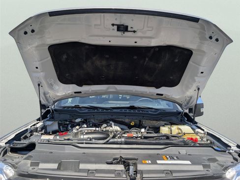 Used 2024 Ford F250 Platinum image 35