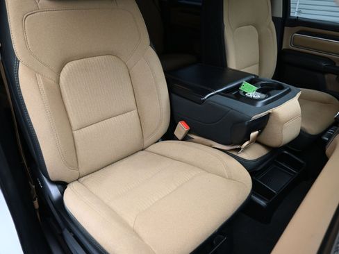 Used 2020 RAM 1500 Lone Star image 40