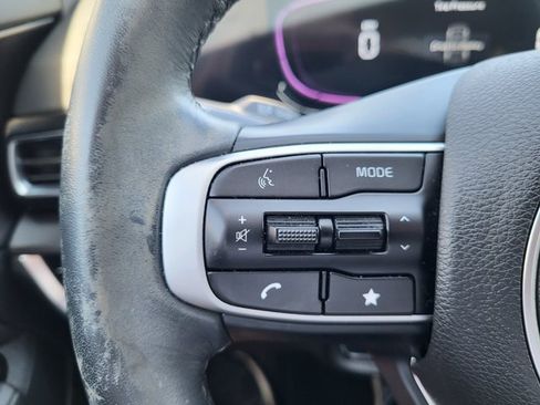 Used 2025 Kia Sportage EX FWD image 18