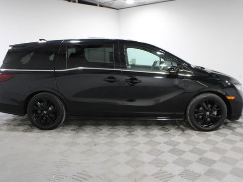 Used 2023 Honda Odyssey Sport image 28