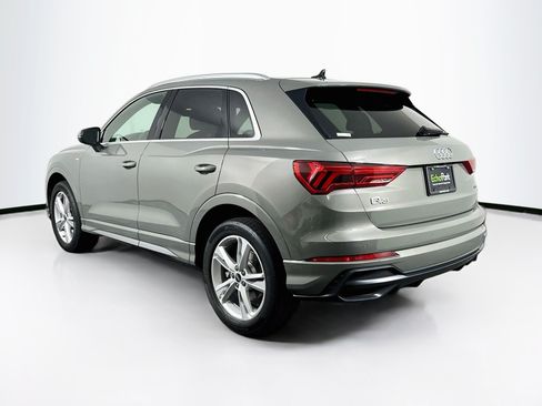 Used 2022 Audi Q3 2.0T Premium w/ Convenience Package AWD/4WD image 5