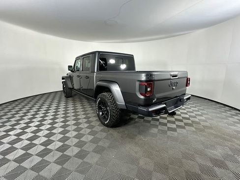New 2026 Jeep Gladiator Willys image 9