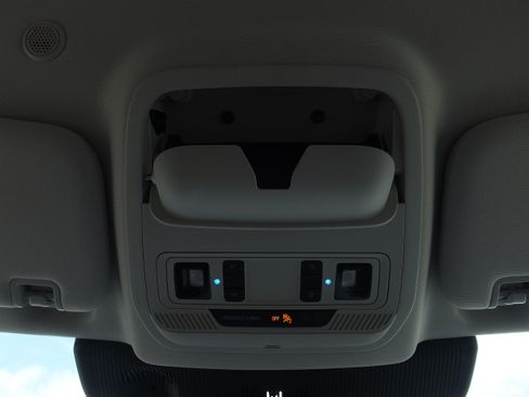 New 2026 Ford Explorer Active w/ Active Comfort Package RWD image 27