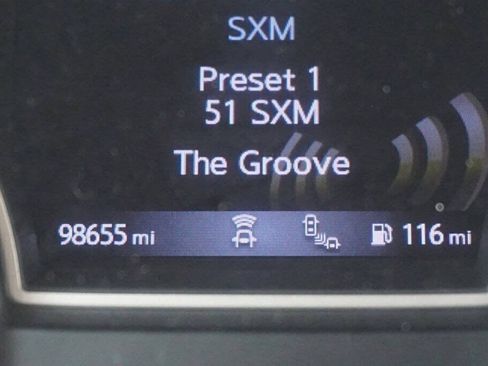 Used 2020 Nissan Pathfinder Platinum image 25