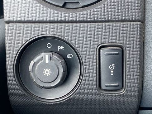 Used 2015 Ford F550 4x4 Regular Cab Super Duty image 28