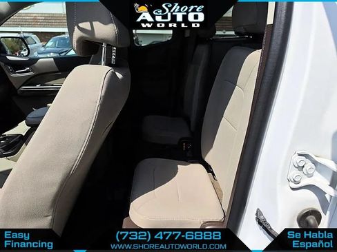 Used 2016 GMC Canyon SLE AWD/4WD image 14