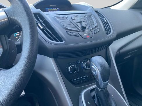 Used 2013 Ford Escape SE AWD/4WD image 16