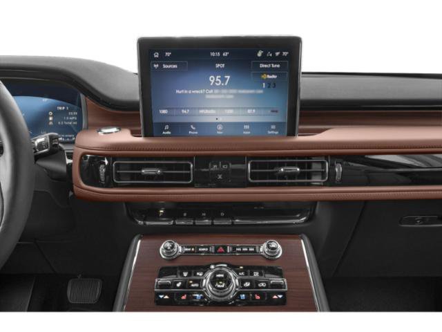Used 2024 Lincoln Aviator Reserve w/ Jet Package RWD image 10