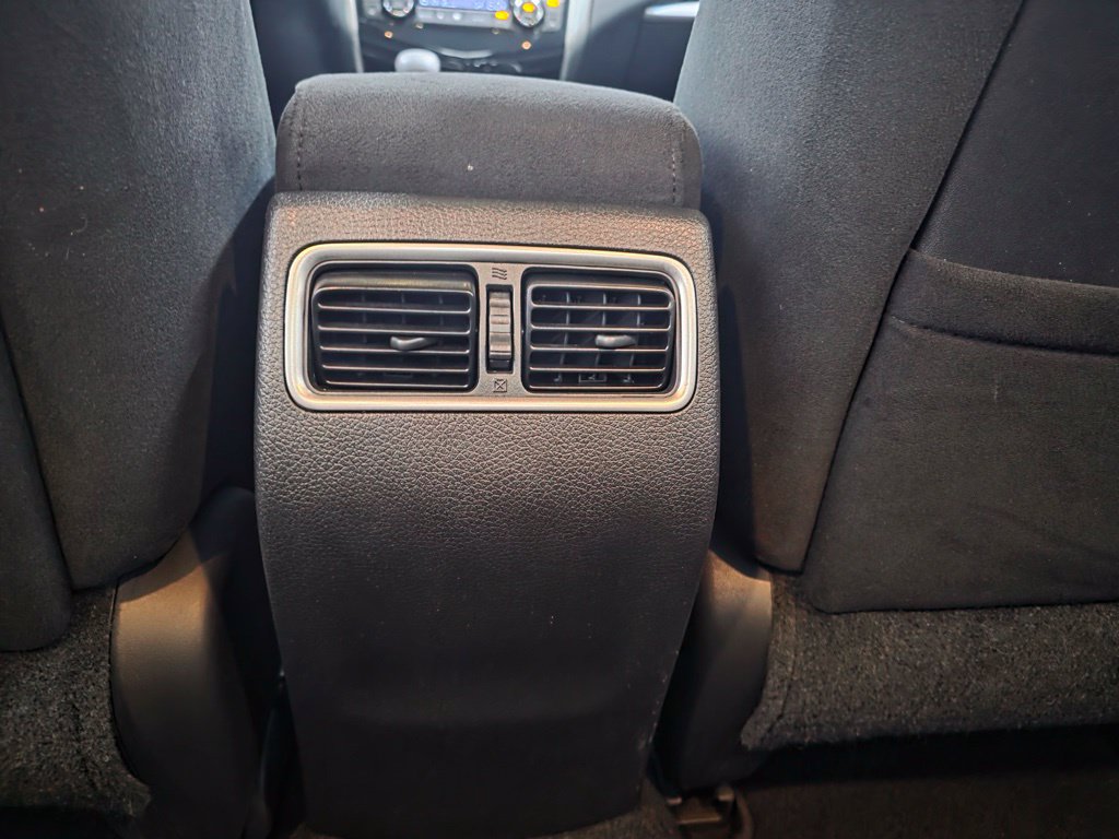 Used 2014 Nissan Altima 2.5 SV w/ Convenience Package FWD image 16