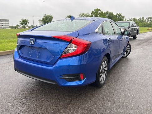 Used 2017 Honda Civic EX image 9