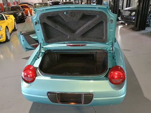 Used 2002 Ford Thunderbird RWD image 40