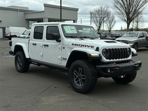 New 2026 Jeep Gladiator Mojave image 15