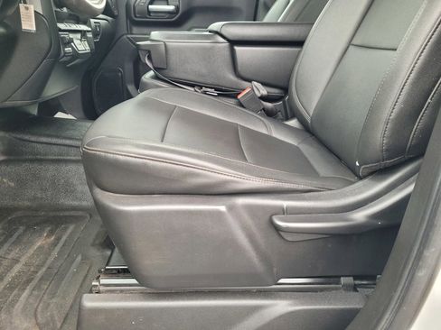 Used 2021 Chevrolet Silverado 2500 W/T image 28