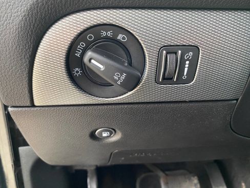 Used 2018 Dodge Durango R/T image 28