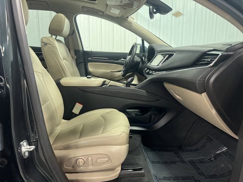 Used 2018 Buick Enclave Premium w/ Trailering Package image 9